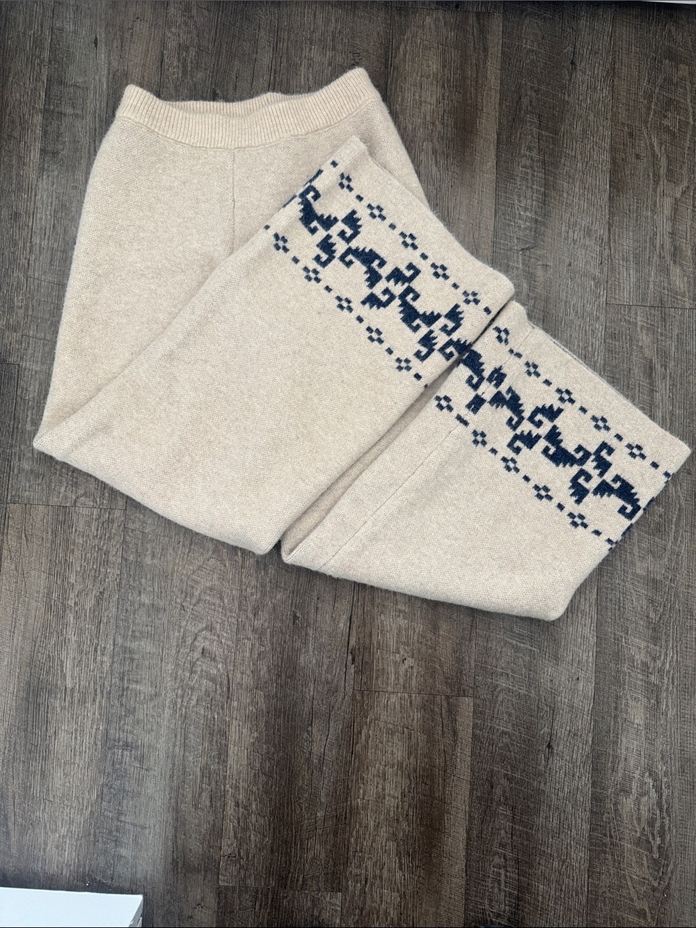 Princess Polly Beige and Navy Knit Waistband Detail